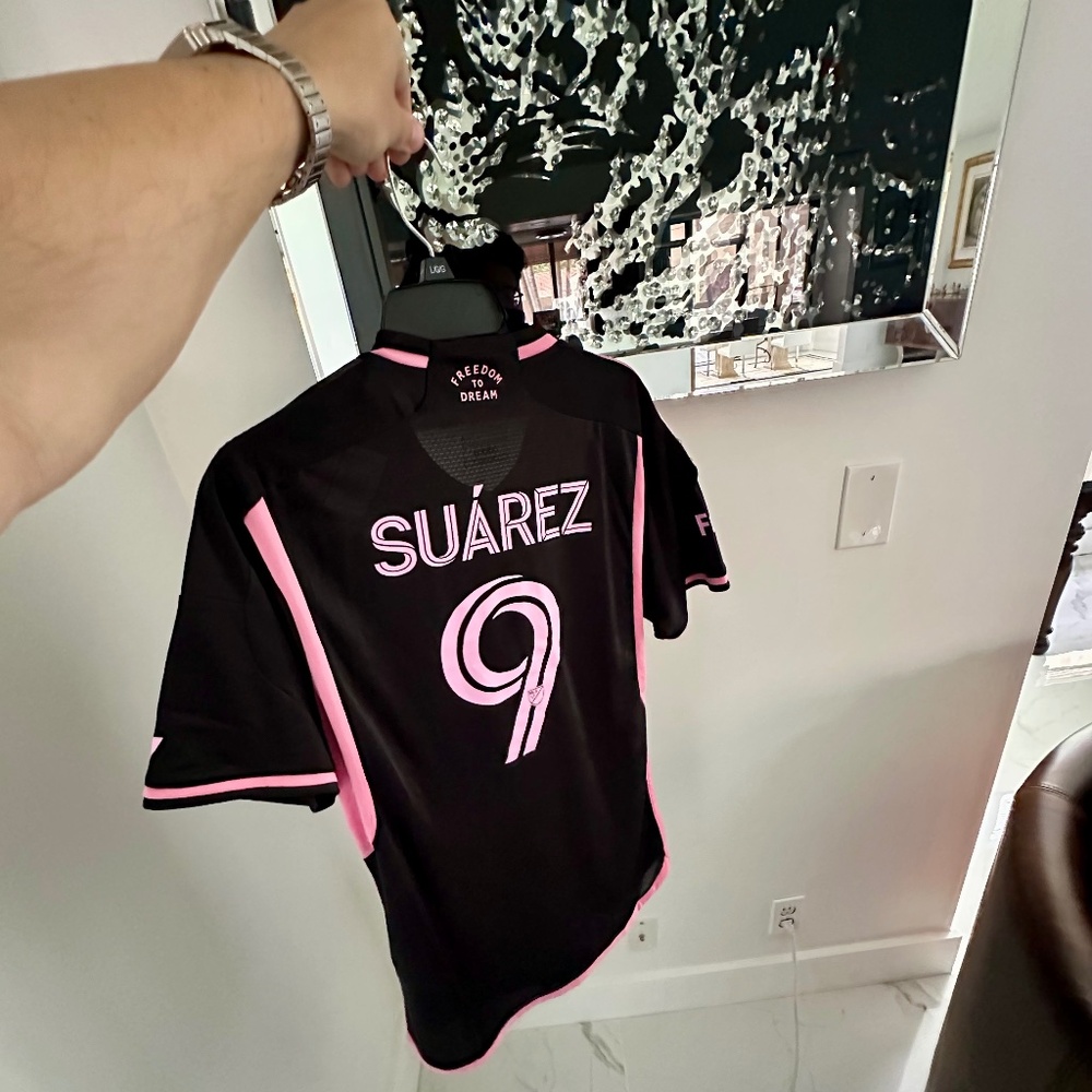 Luis Suárez Inter Miami CF adidas 2024 Mens L/Xl Slim Fit Athletic Pre Owned